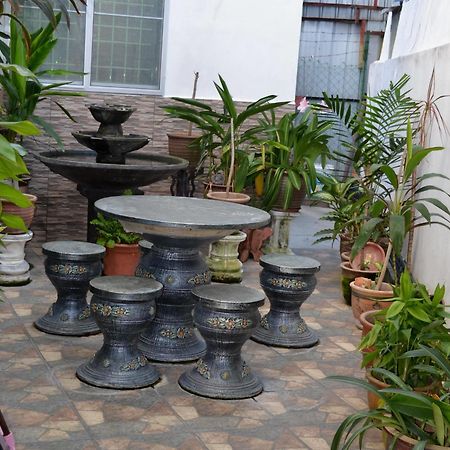 Megastar Inn Vacation Stay Kangar Buitenkant foto