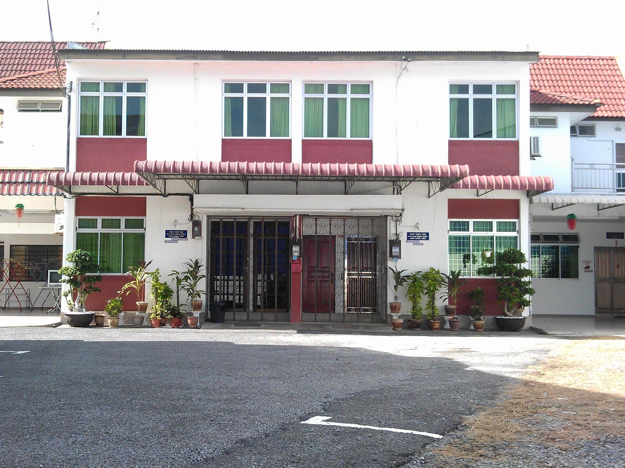 Megastar Inn Vacation Stay Kangar Buitenkant foto